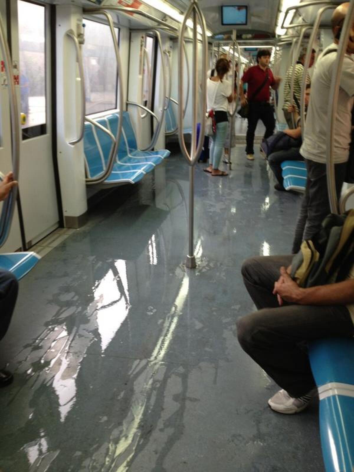 Jovanotti su un Caf, ieri sera - 