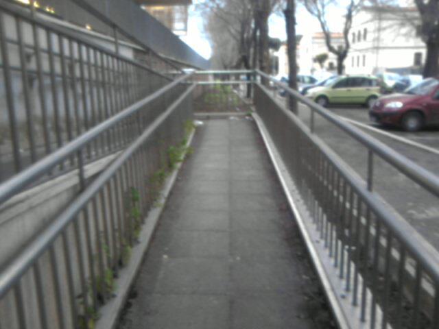 I%C2%B0+parte+salita+rampa+disabili.JPG