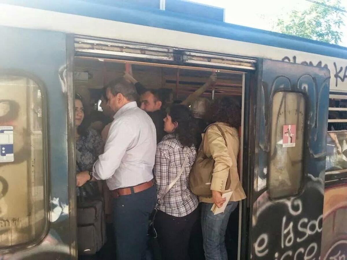 Ritardi e disagi sulla Roma-Lido - Improta: Regione affronti i problemi - 