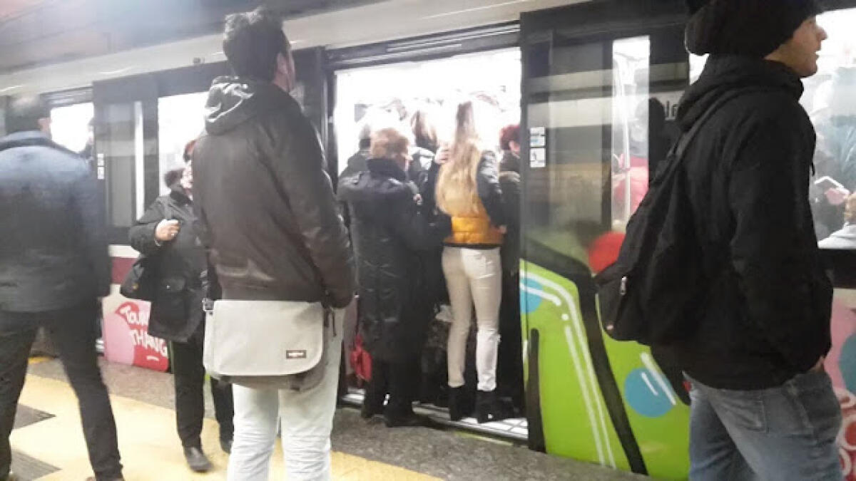 Metro B: Guasto ad un treno, pendolari inferociti - Ma inferociti contro chi? - 