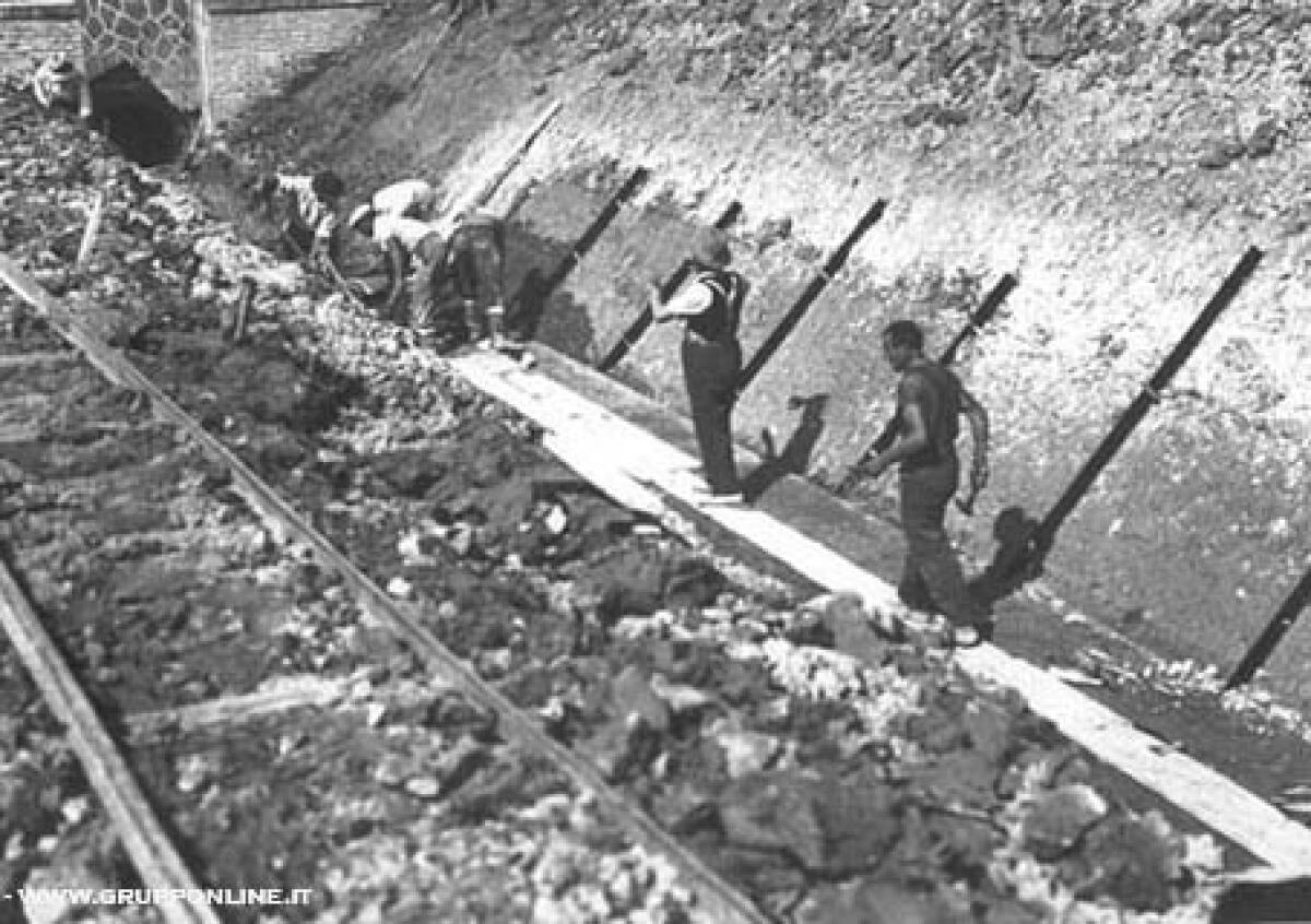 Storia della Roma-Lido: i binari arrivano a Ostia - 