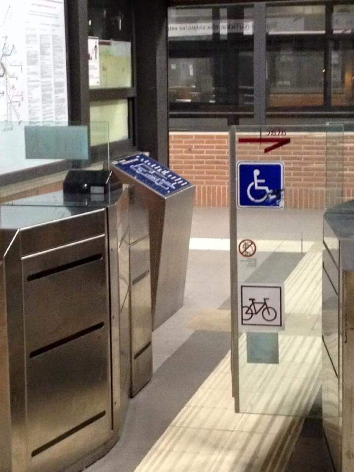 Che poi a forza di saltare il tornello... - 