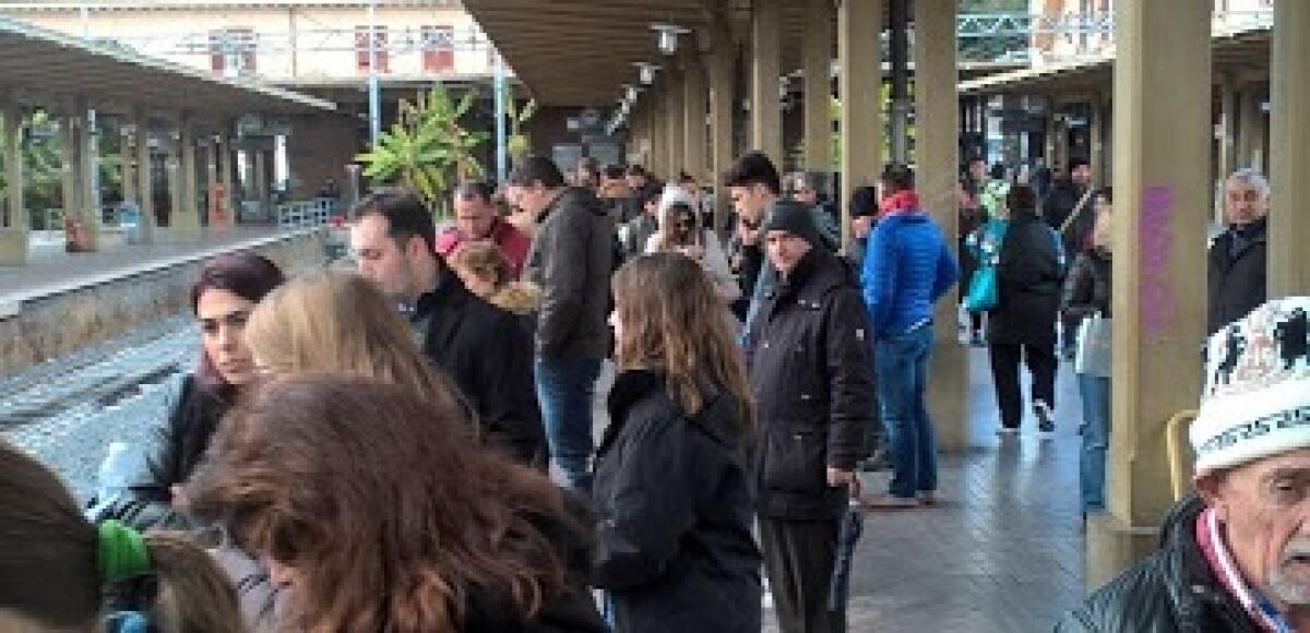 Roma-Lido frequenza a 25 minuti  - 