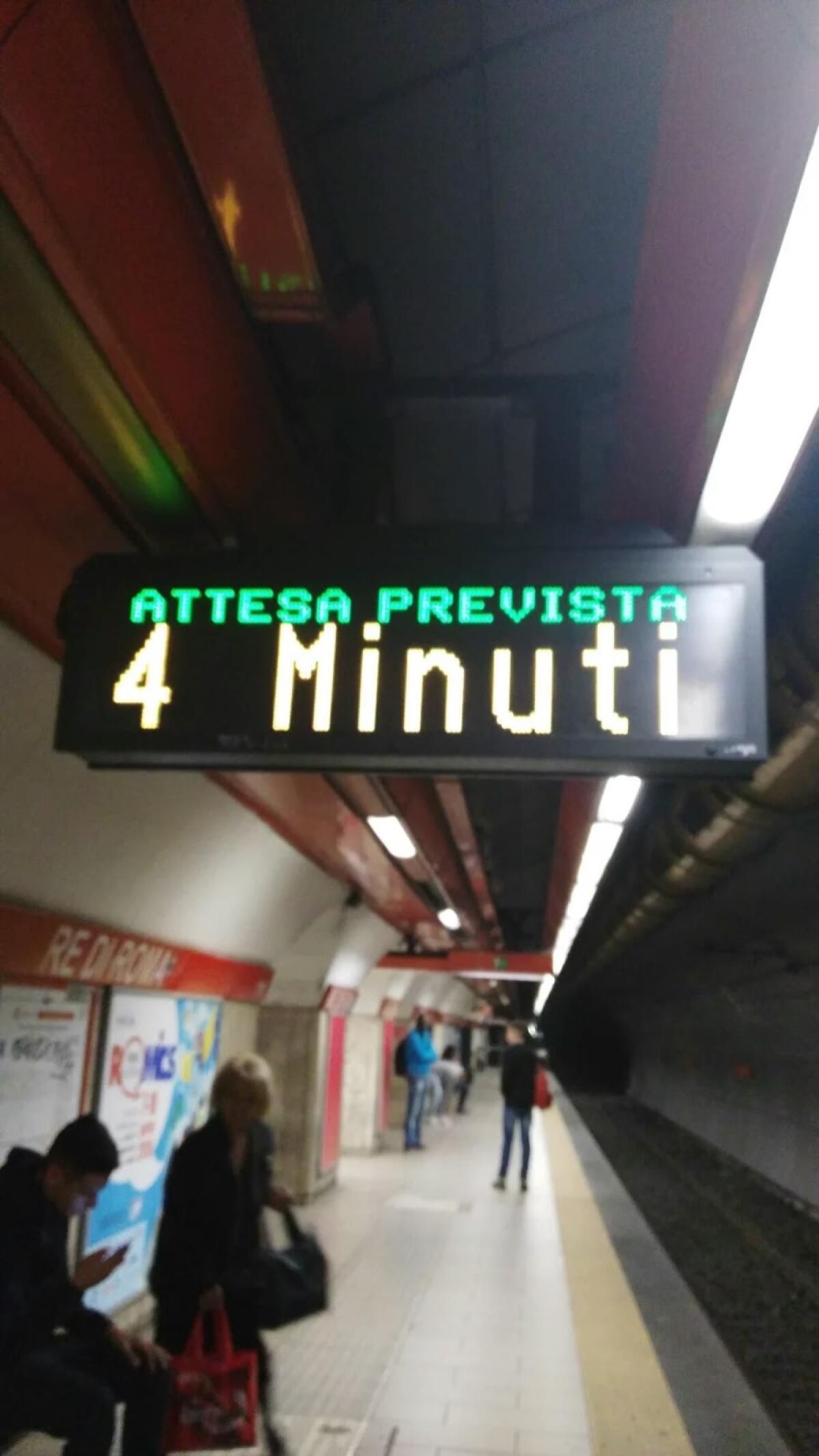 Pillole di immobilità insostenibile - La #MetroA  - 