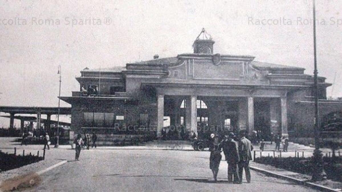 Storia della Roma-Lido - La ferrovia inizia a funzionare - 