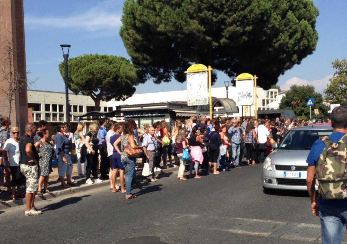 Roma-Lido: Il servizio è ripreso su tutta la linea - 