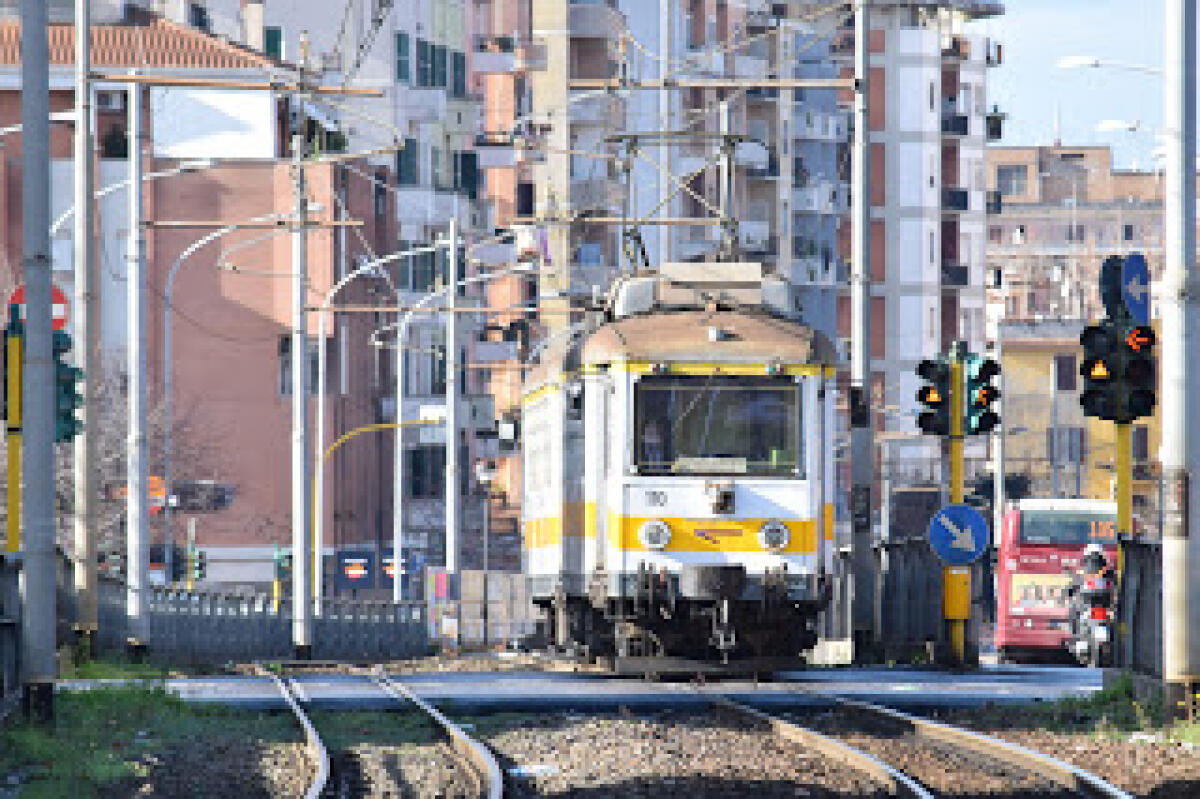 Benvenuti nella città del disagio - Via Casilina al collasso  - 