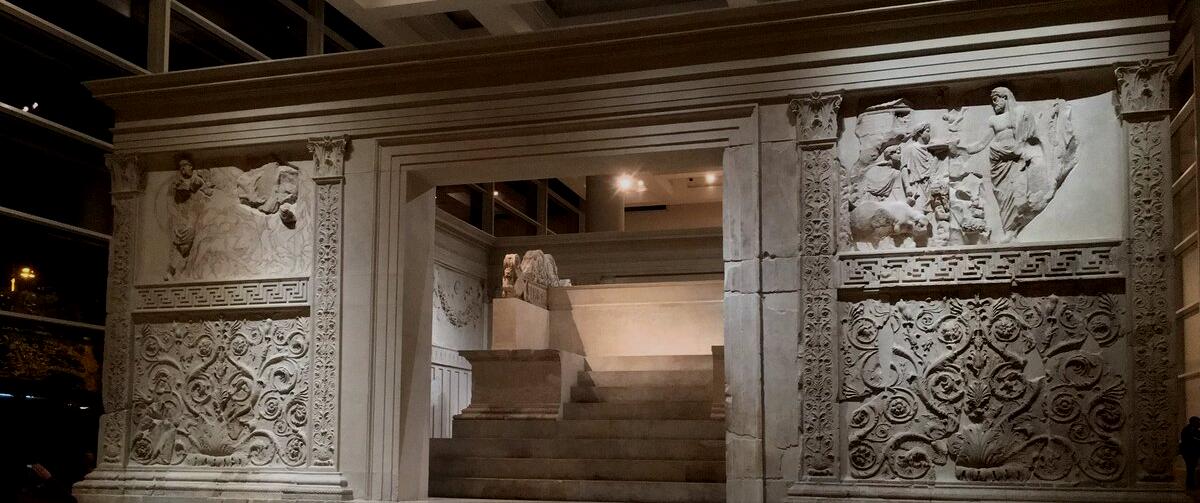 A spasso per Roma... in autobus: Il museo dell'Ara Pacis - 