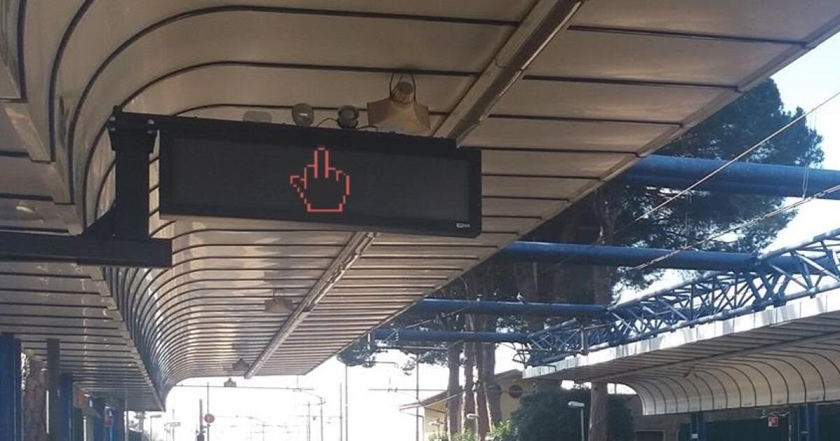 I tabelloni della Roma-Lido - 