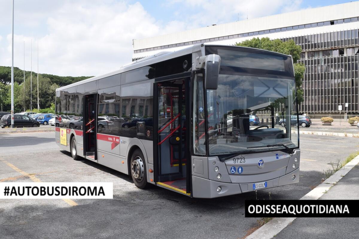 Come si distinguono gli autobus Atac e RomaTpl - 
