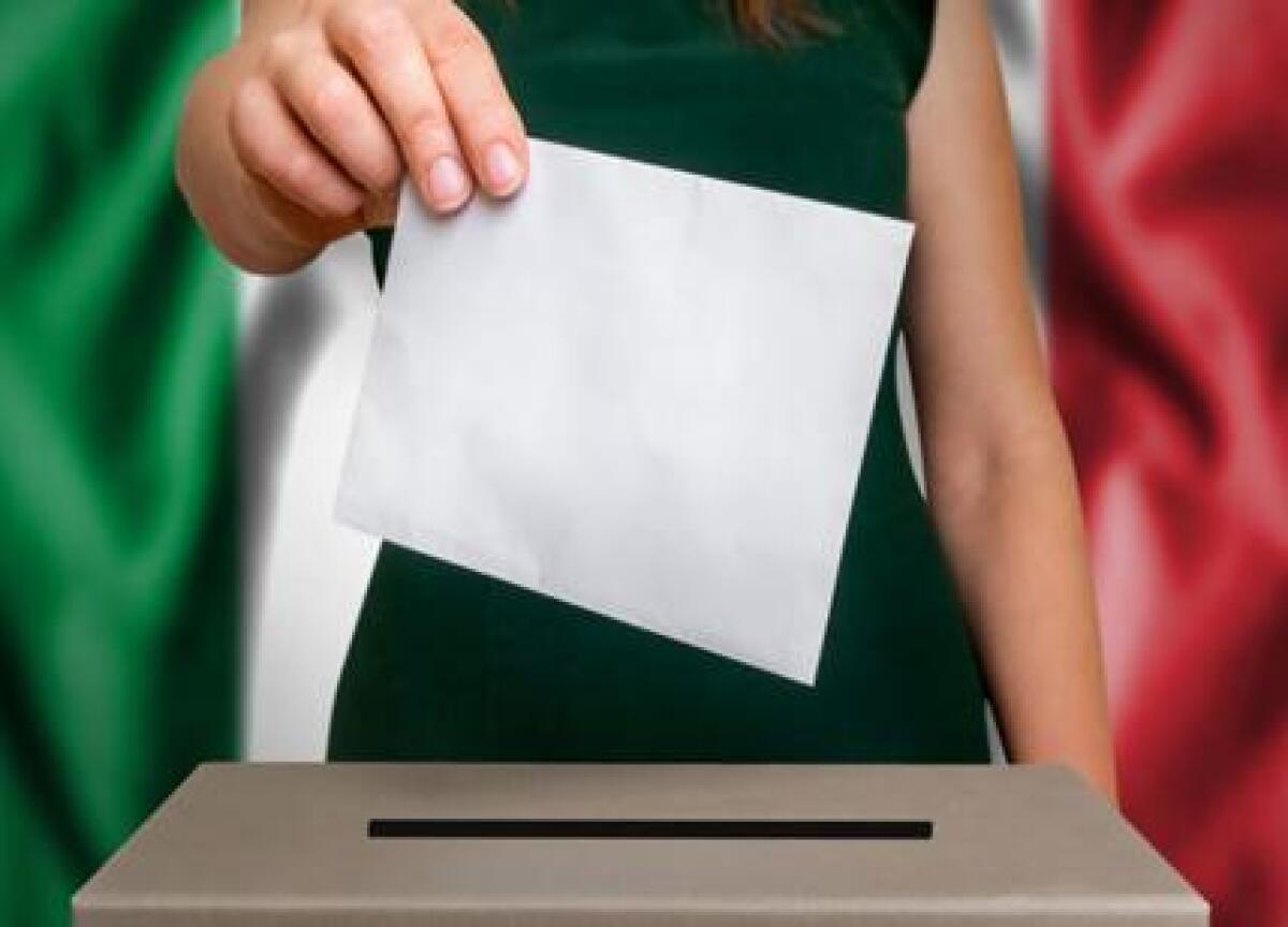 Elezioni, autisti tpl fanno gli scrutatori. Elettori a piedi - 