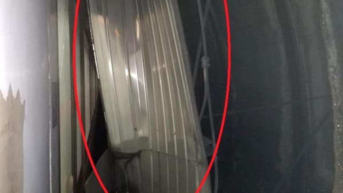 Barberini: si stacca lamiera nella galleria della Metro A, danni ai treni - 