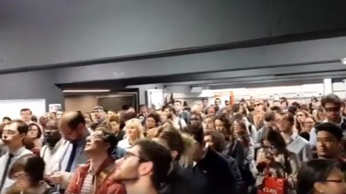Metro C: effetto imbuto a San Giovanni, lunghe file ai tornelli - 