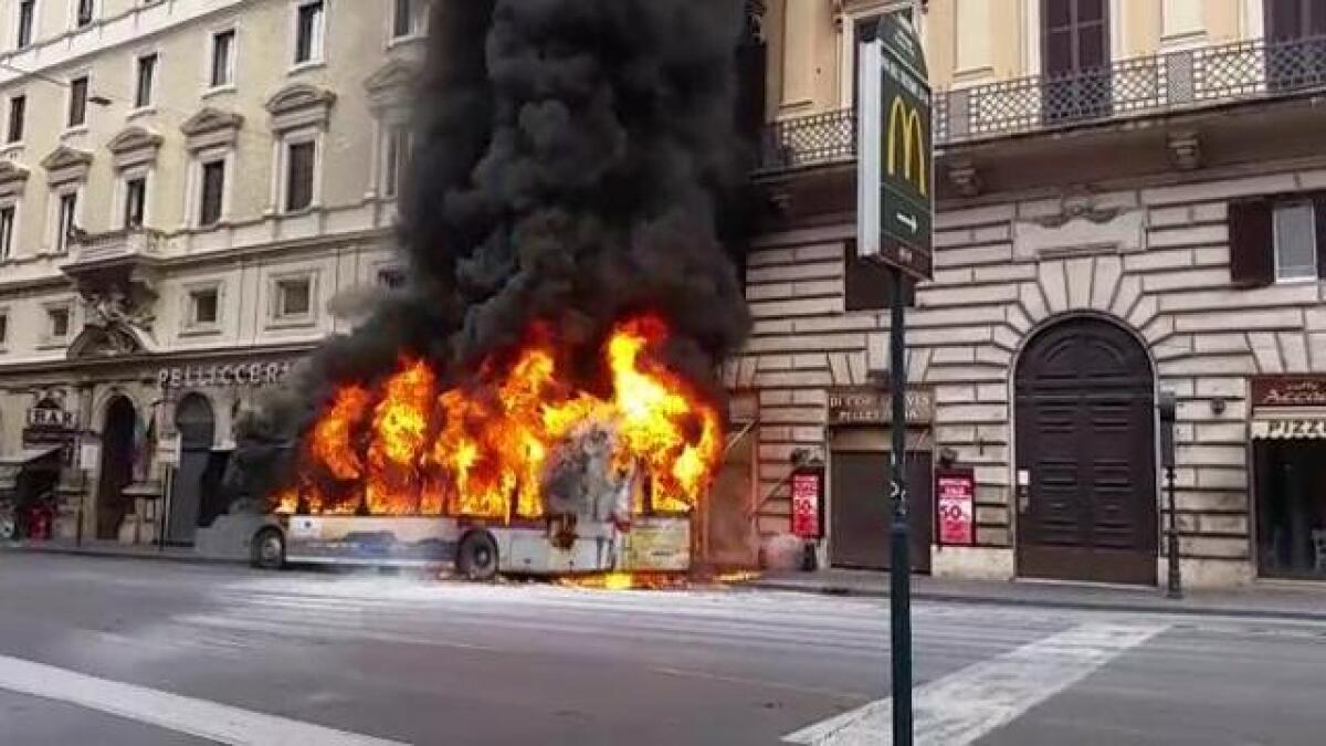 Lo show del Ministero della verità - 