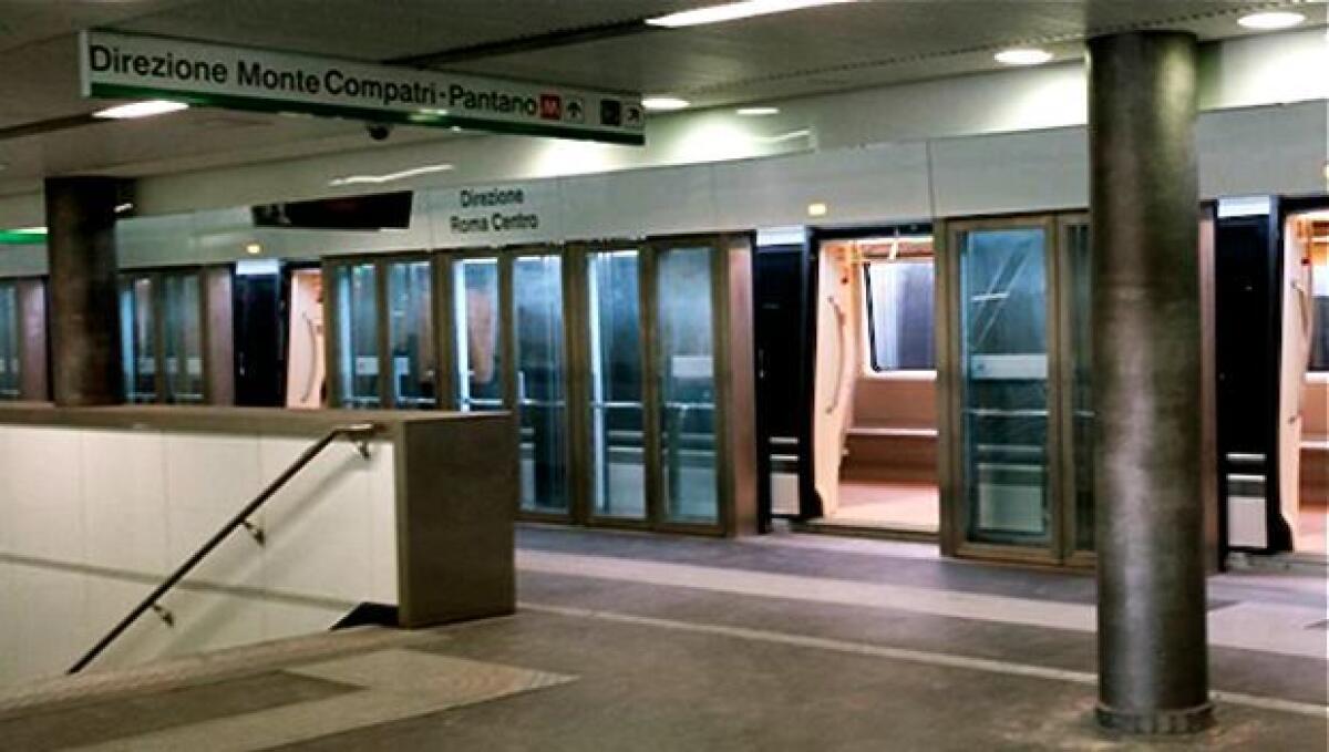 Atac: "Più 8% di corse sulle metro". Ma la linea C ha 5 treni su 13 fermi in manutenzione - 