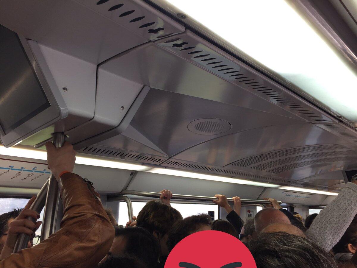 Roma Lido non si può viaggiare cosi! - 