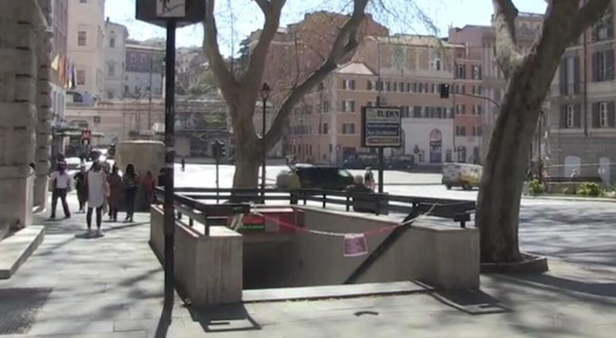 Roma, deragliamento sulla Metro A: chiusa anche stazione Anagnina - 