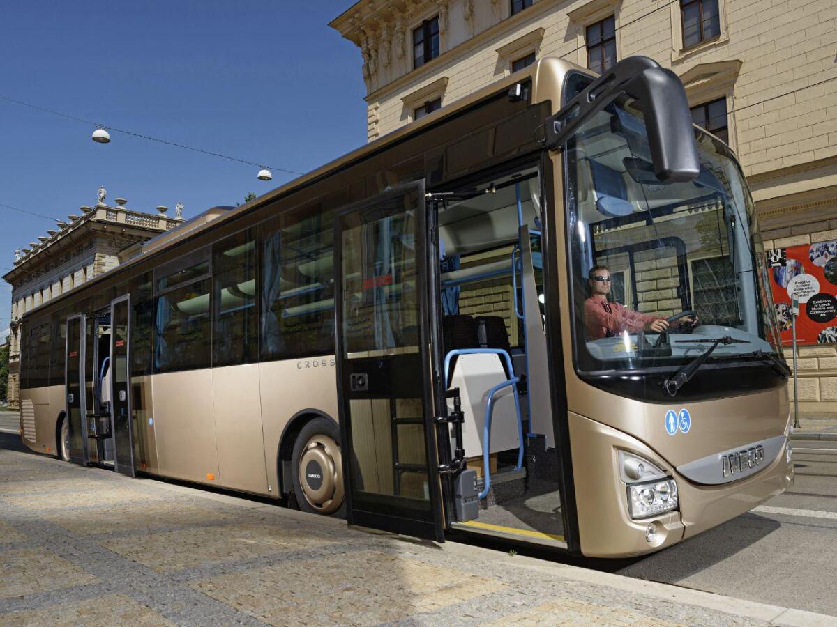 Cotral ecco altri 100 nuovi bus - 