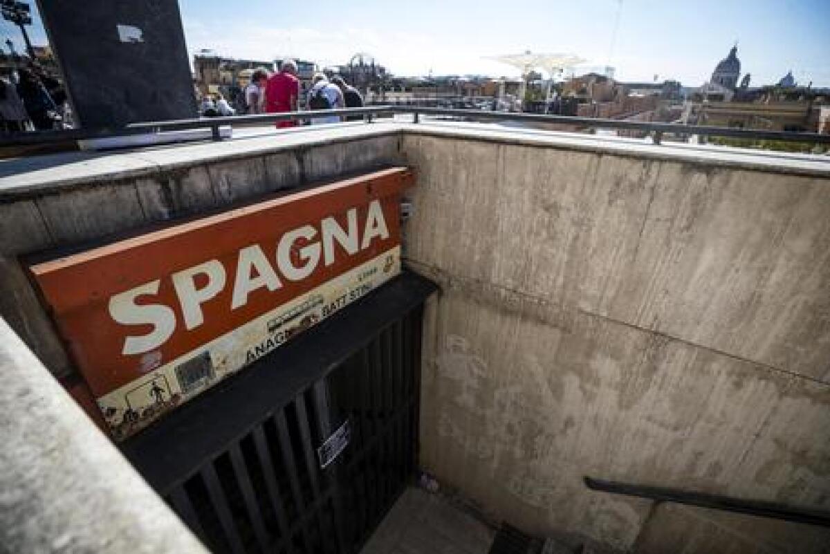 Riaperta la Stazione della Metro A Spagna - 