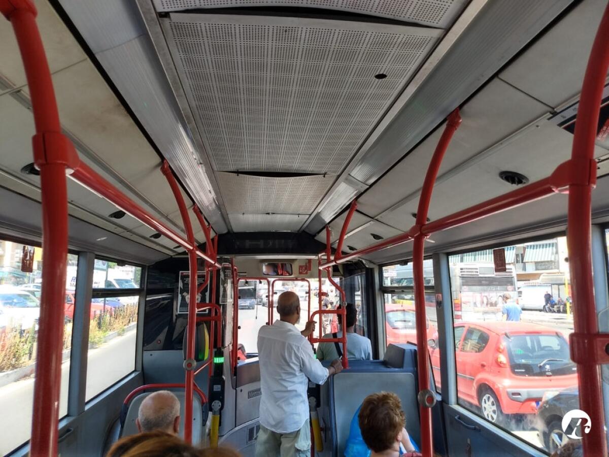 Atac, flop dei tornelli sui bus di Roma: sbarre non attive - 