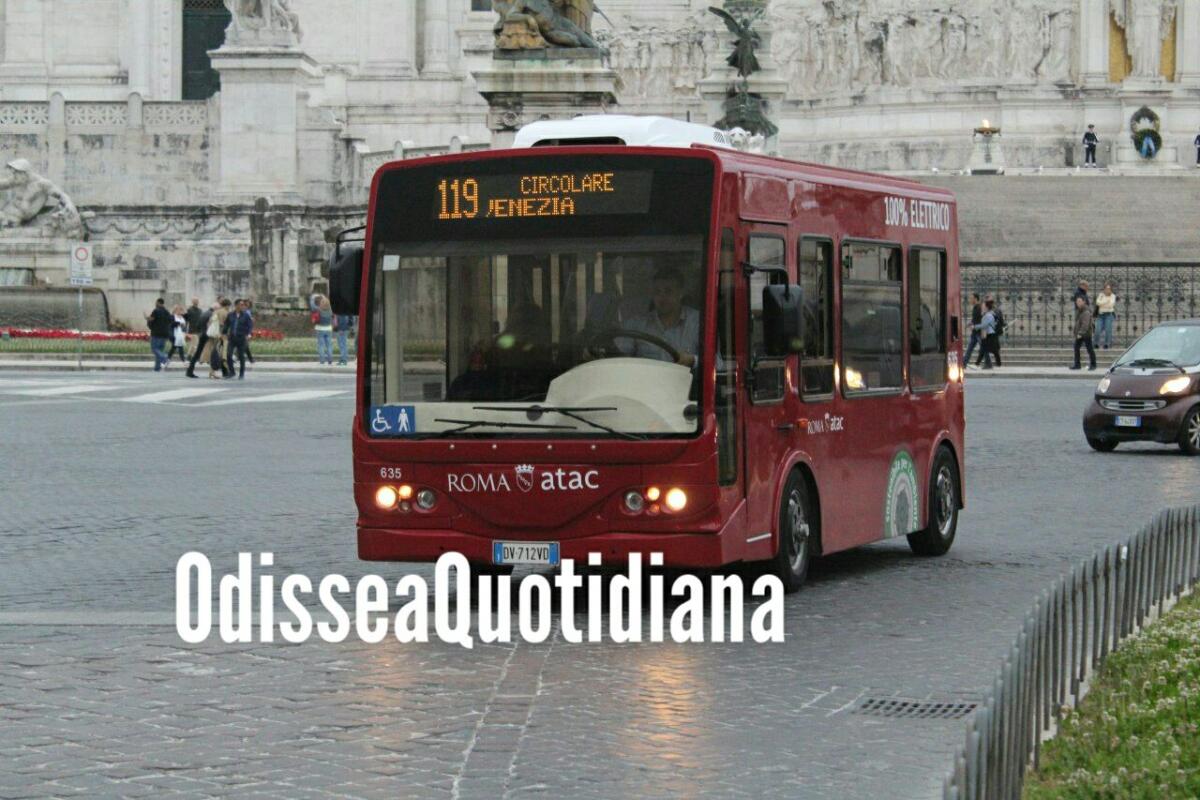 Bus elettrici, la nuova linea 121 - 