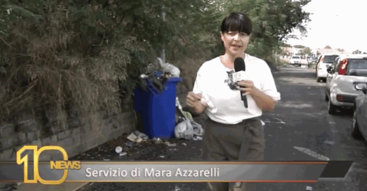 Acilia: pendolari fra rifiuti e pericoli nella stazione della Roma-Lido - 