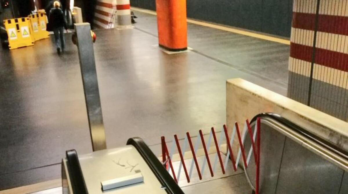 La penosa situazione delle scale mobili di Valle Aurelia - 