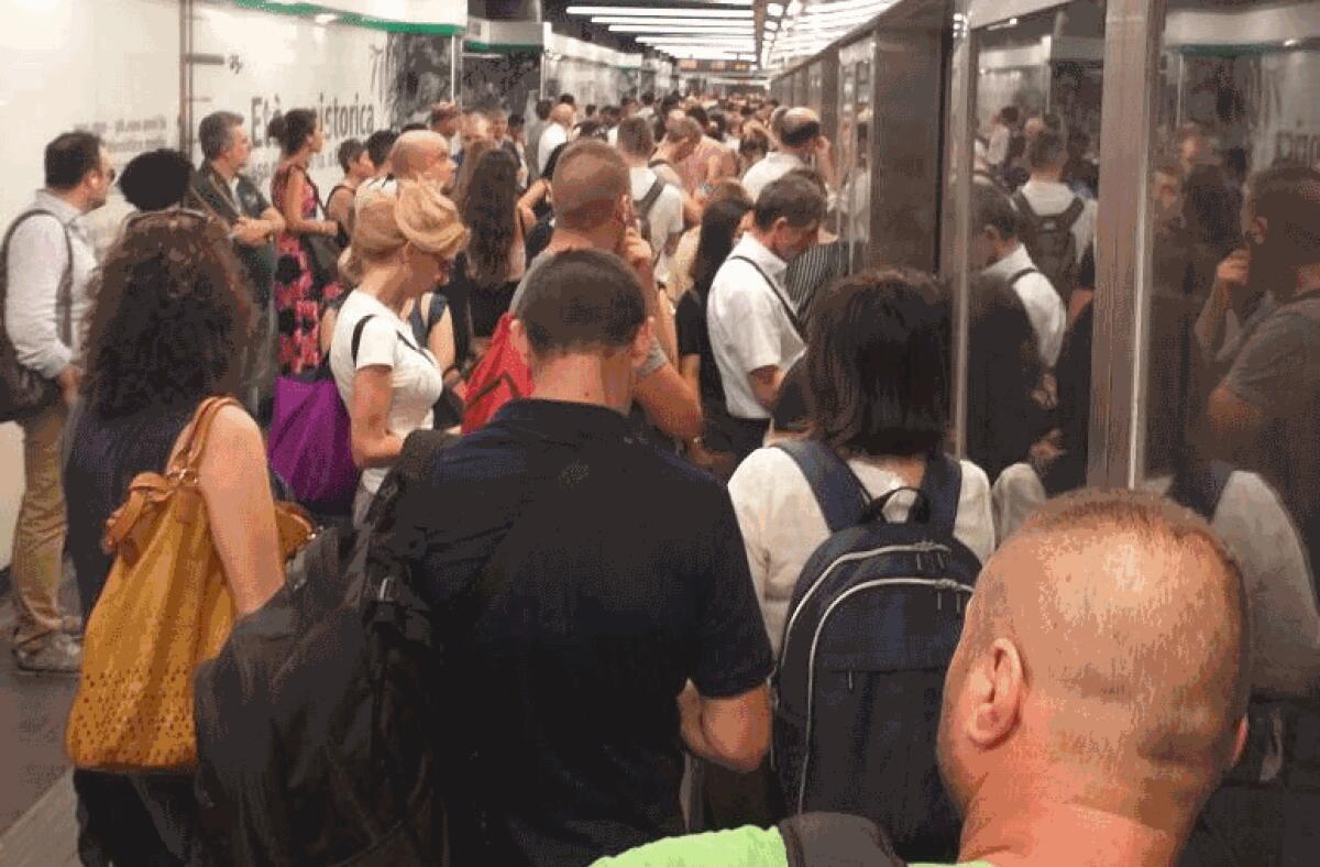 Le Metro C è una linea perennemente sostituita da navette - 