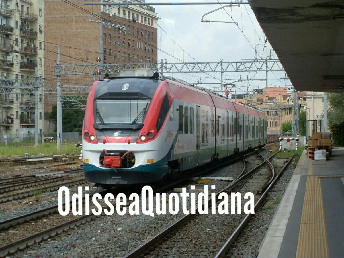 Treni, lavori sui binari: bus sostitutivi al posto di tre tratte regionali ad agosto - 