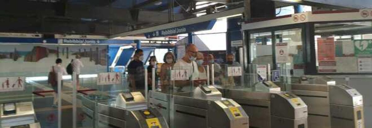Roma, in metro arriva la task force contro i passeggeri senza mascherina - 