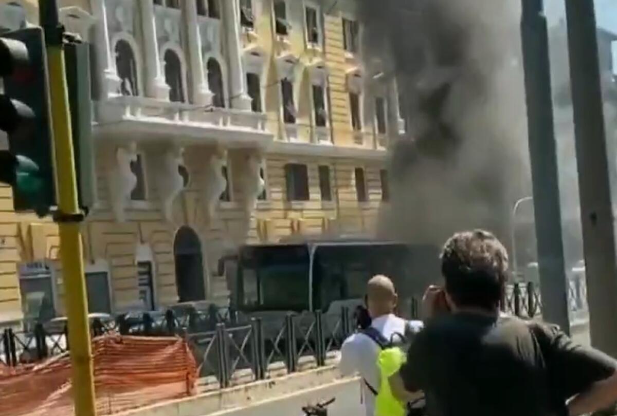 Ancora bus a fuoco a Roma! - 