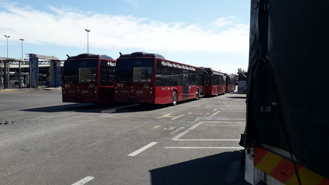 nuovi+bus5.jpg