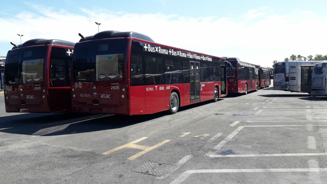 nuovi+bus4.jpg