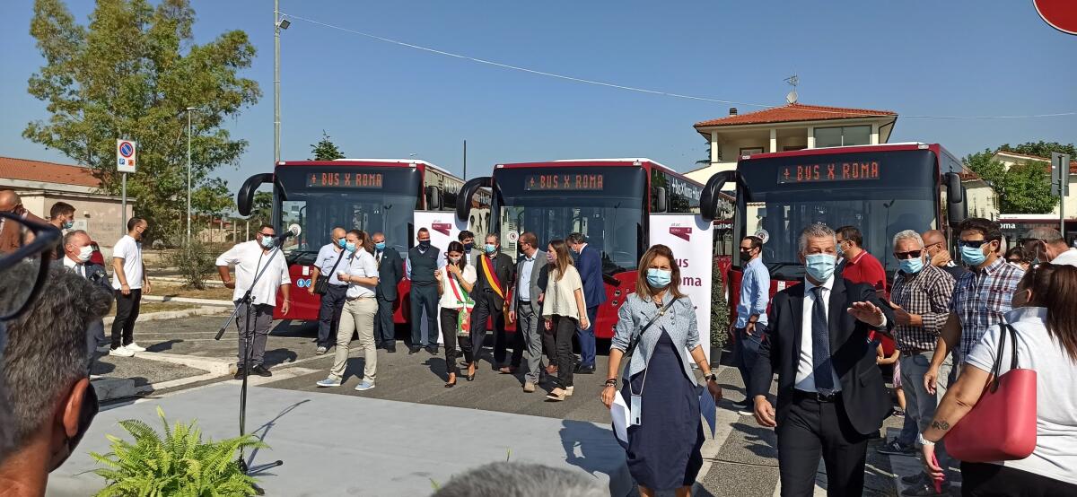 La presentazione di nuovi bus a Roma - 