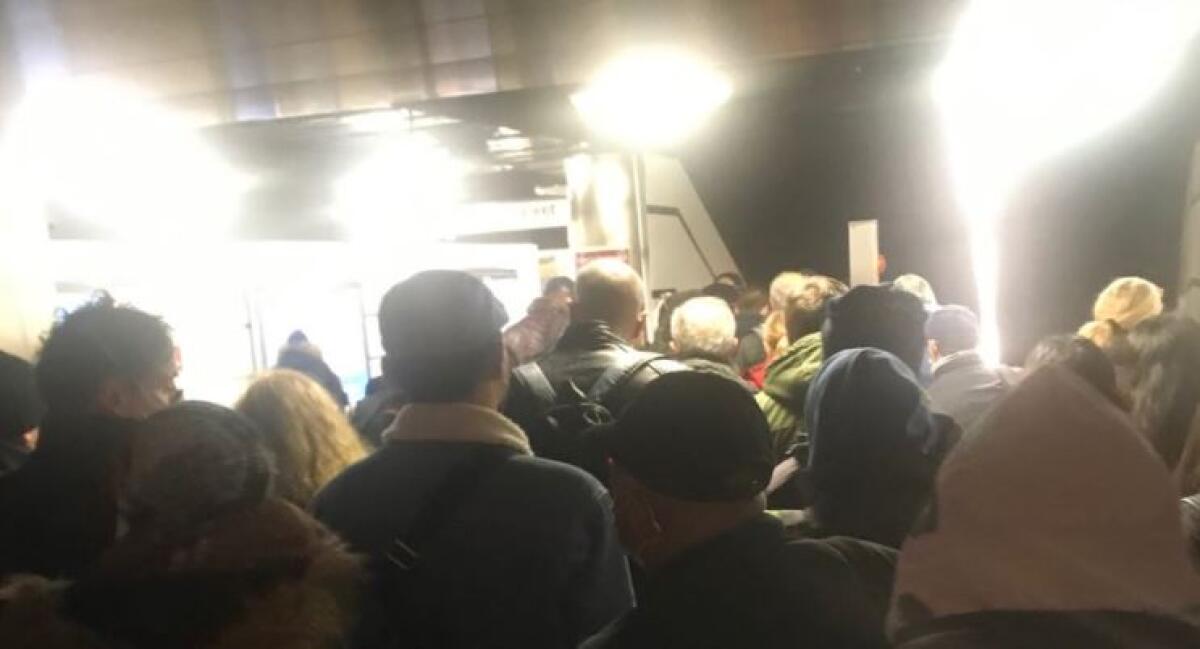 Le scale immobili della Metro a Termini - 