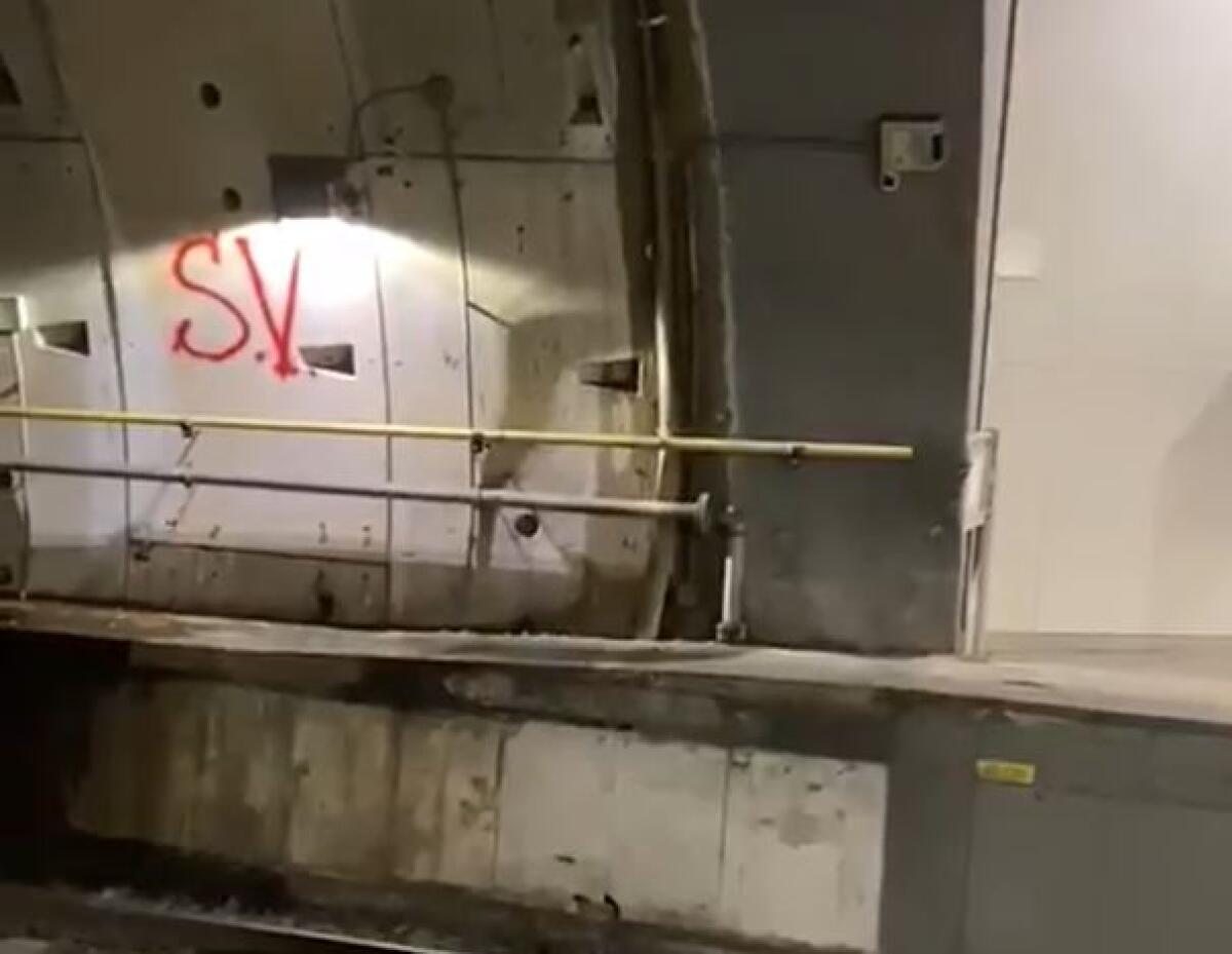 Il degrado della Metro di Roma - 