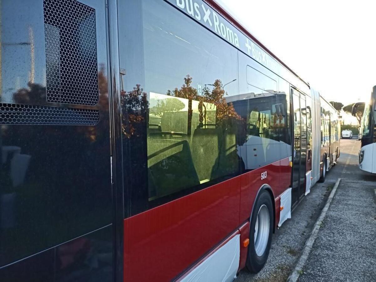 Atac: i nuovi bus snodati pronti per essere consegnati - 