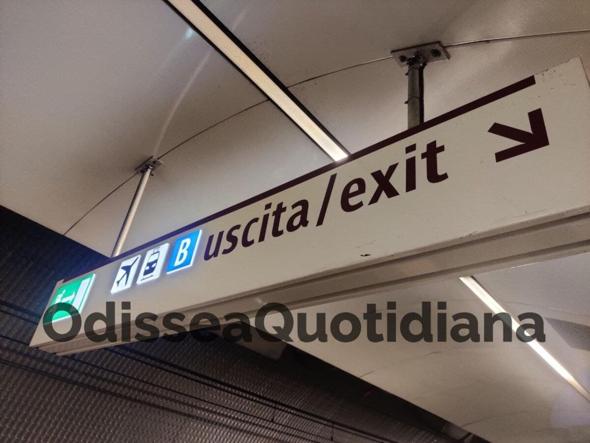 Metro C, incendio in un locale tecnico di San Giovanni - 