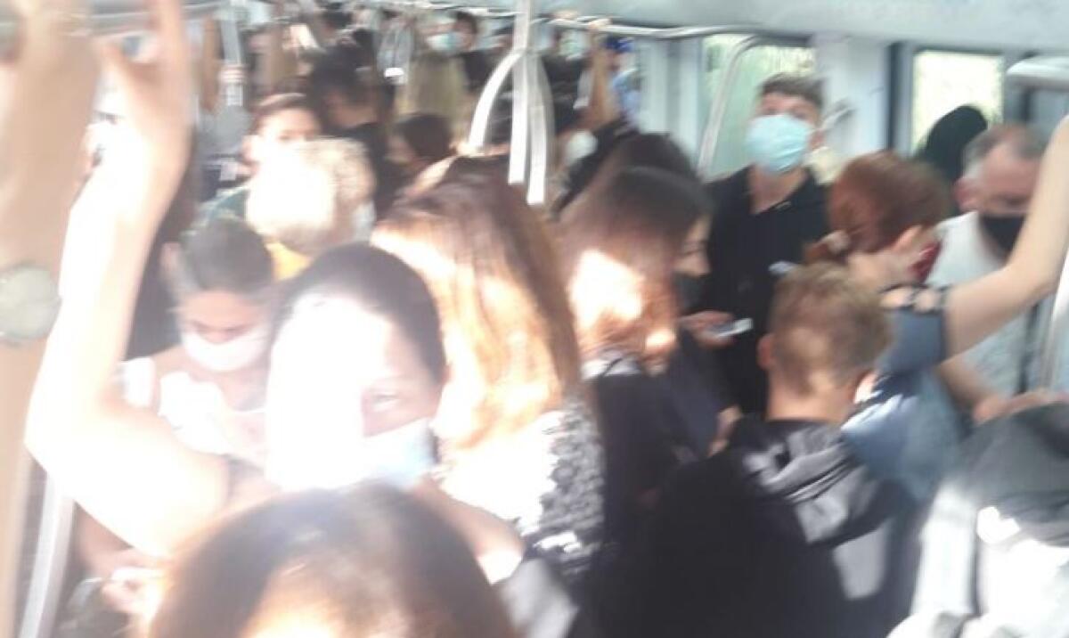 Il continuo disservizio della Roma-Lido - 