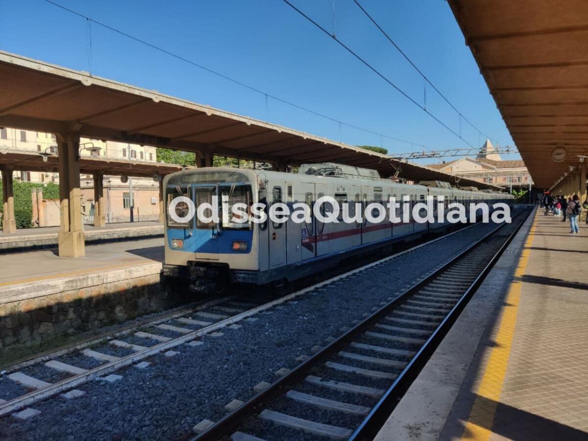 I pendolari dimenticati della Roma-Lido - 