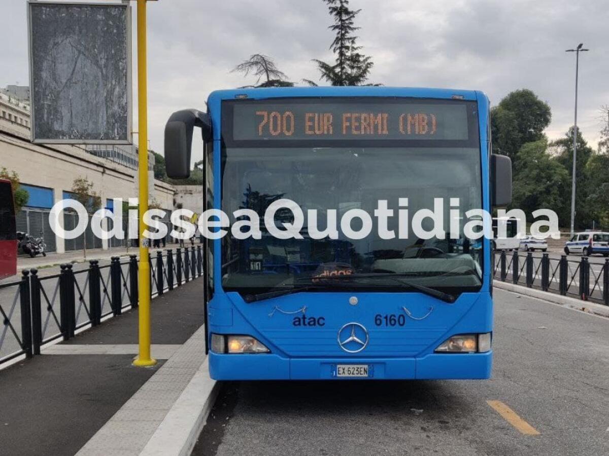 Atac: assunzioni bloccate e i bus restano nei garage - 