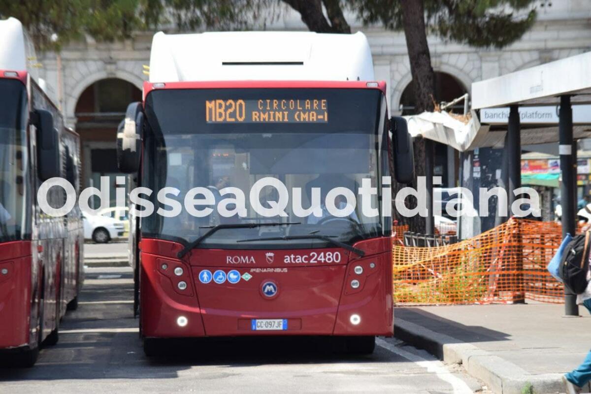 Castro Pretorio e Policlinico riaperte, perchè la navetta MB20 è ancora attiva? - 