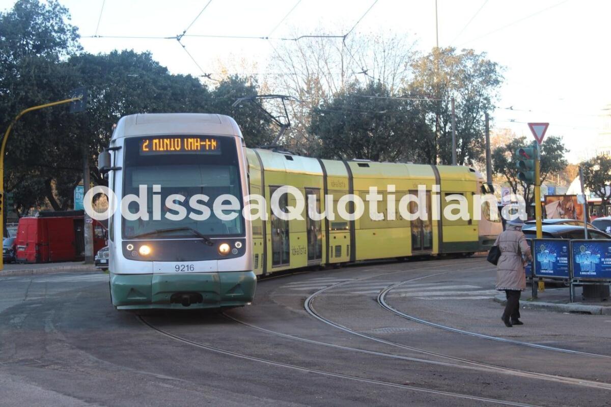 Atac: "In servizio tutti i 38 tram previsti". Cosa dicono i dati del monitoraggio? - 