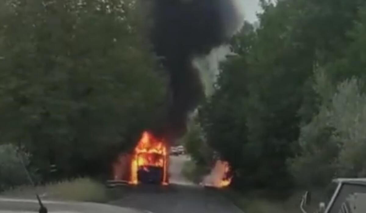 Flambus: un bus Cotral in fiamme a Veroli - 