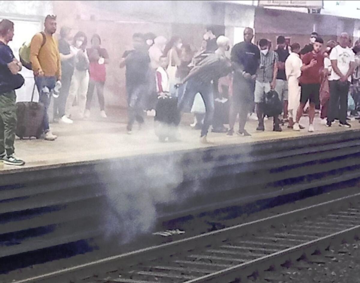 Metro B: Fumo nella stazione Termini - 