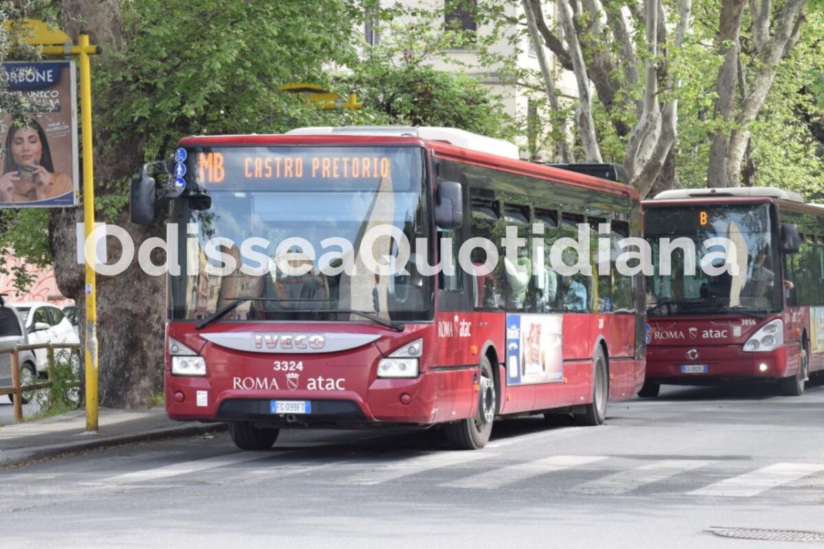 Metro B: La metro ha riperto alle 15:15 - 