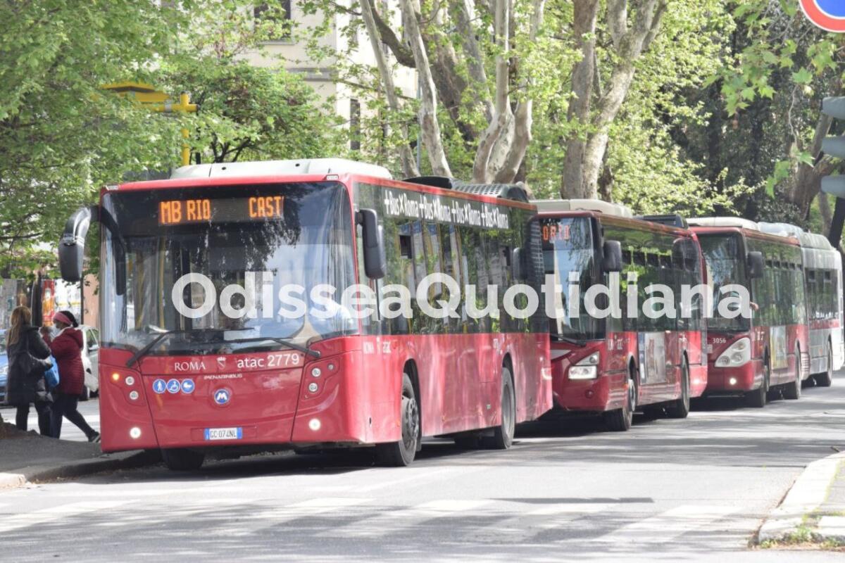 Metro B: mattinata di disagi. Servizio bloccato per oltre due ore - 