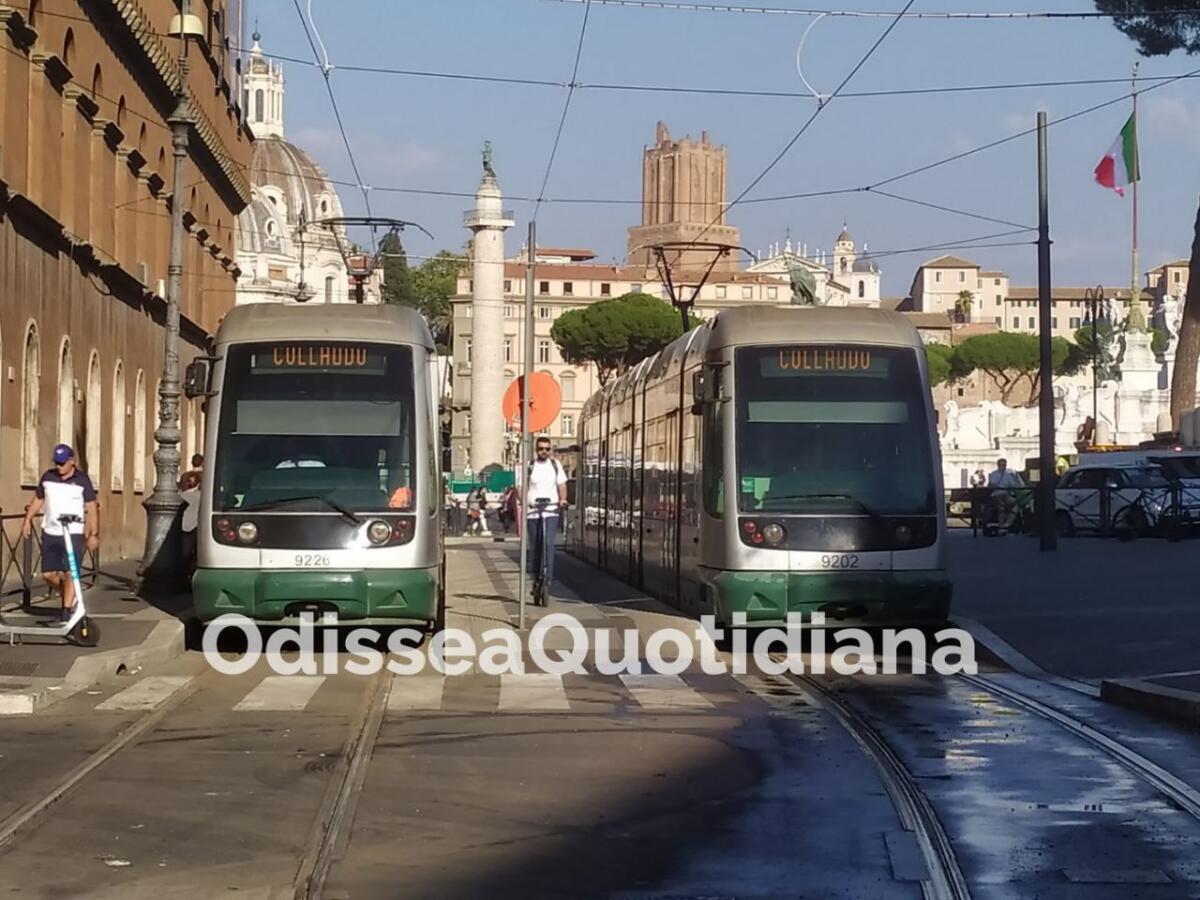 Il tram 8 torna finalmente sui binari - 