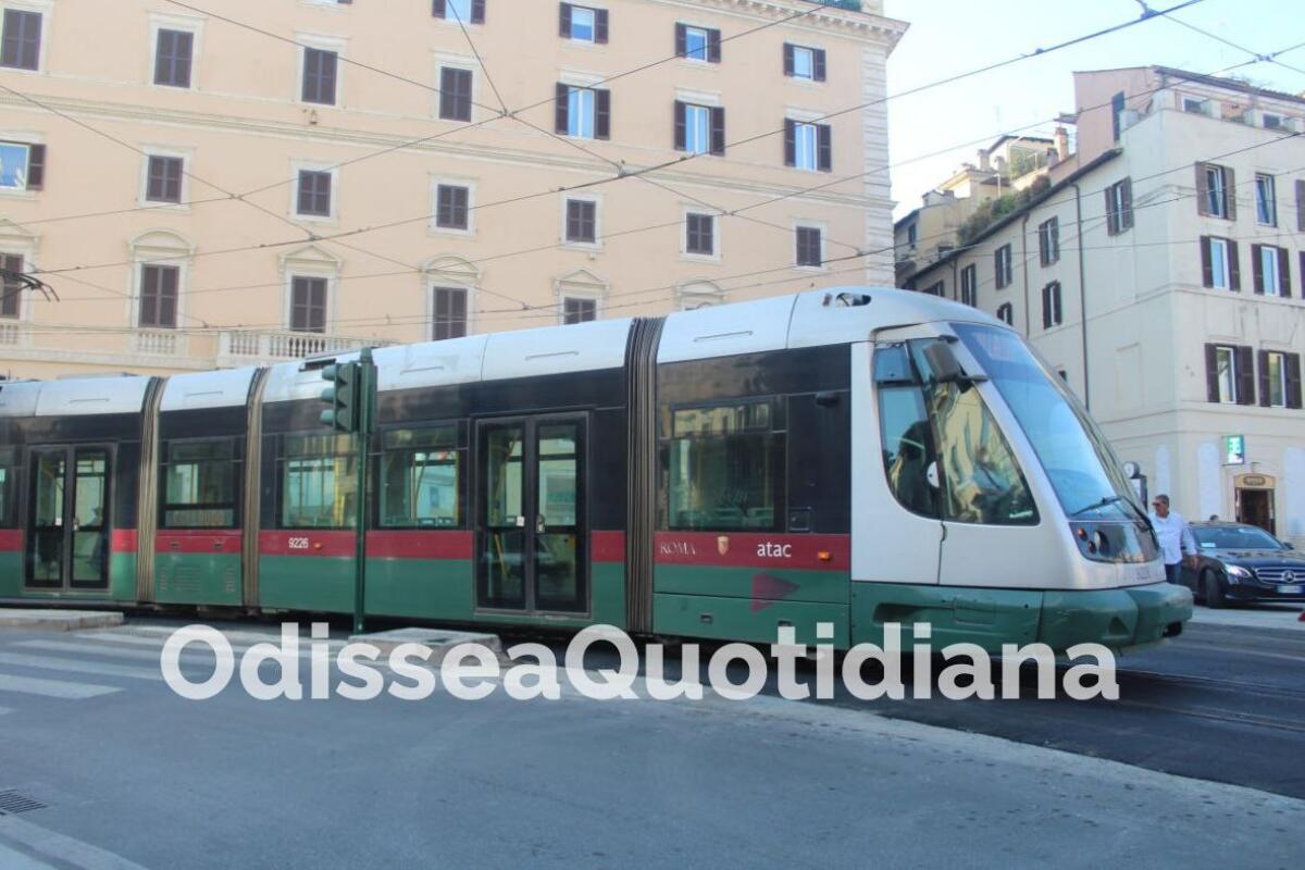Tram 8: lavori in viale Trastevere - 