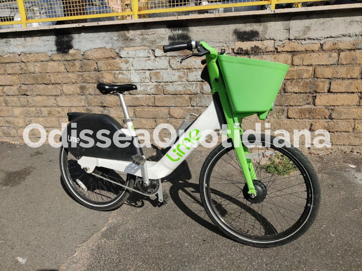 Sharing: Lime innalza il limite a 4 corse gratis giornaliere per gli abbonati Metrebus - 